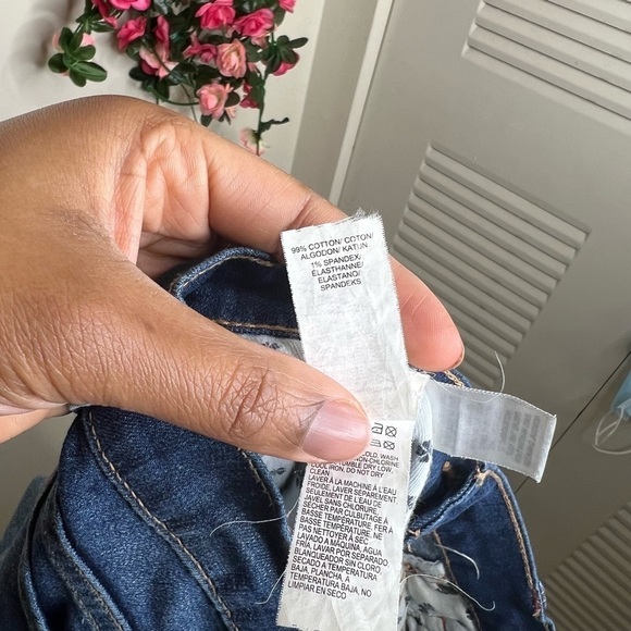 🌹Lucky Brand Medium Wash Blue Sofia Boot Jeans Women’s Denim 6/28 Reg Inseam - Picture 6 of 7
